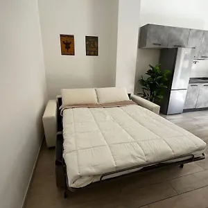 cozy-house-with-garden-in-rome-metro-c.it-romehotels.com/
