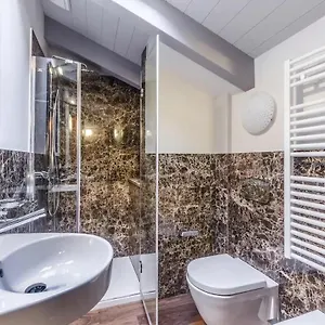https://luxury-apartment-venice.hotelinveneto.com