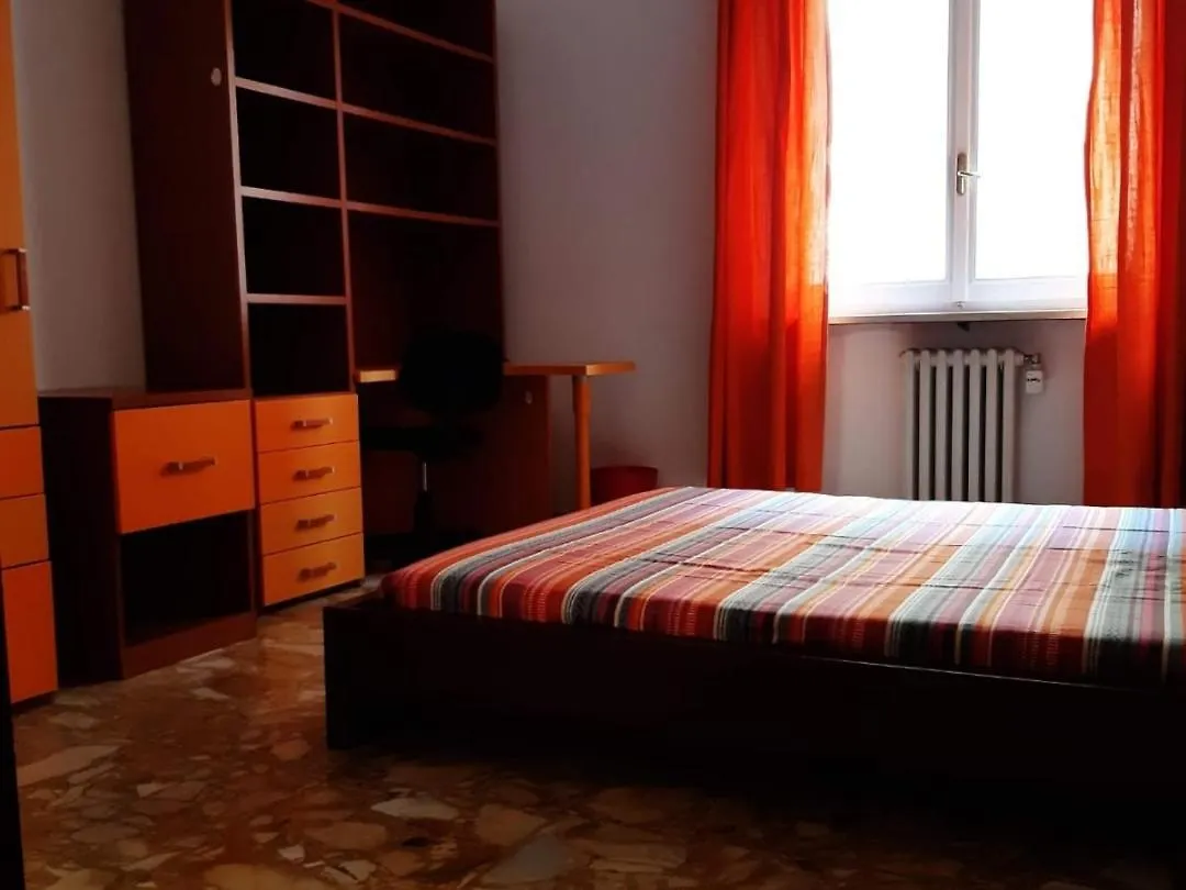 Apartment Appartamento Soleluna Parma